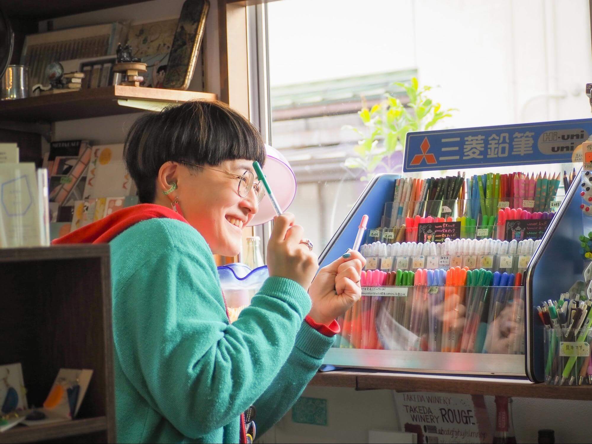 あのね、山形には歌って踊れる店主がいる熱い文房具店があるんだよ